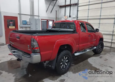 2009 Toyota Tacoma из США, поврежденный, VIN 5TEUX42N49Z643851